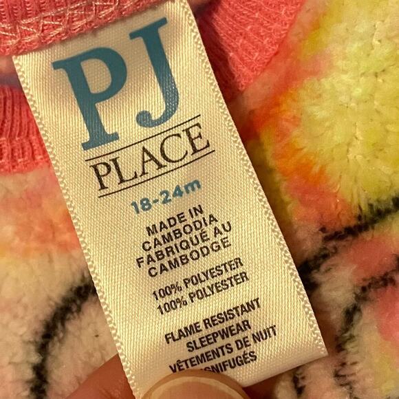 Outfit Bundle 2T - 4 Items - Fuzzy/Furry Jacket, Jeans, Happy Face PJs, Swimsuit - Picture 7 of 8